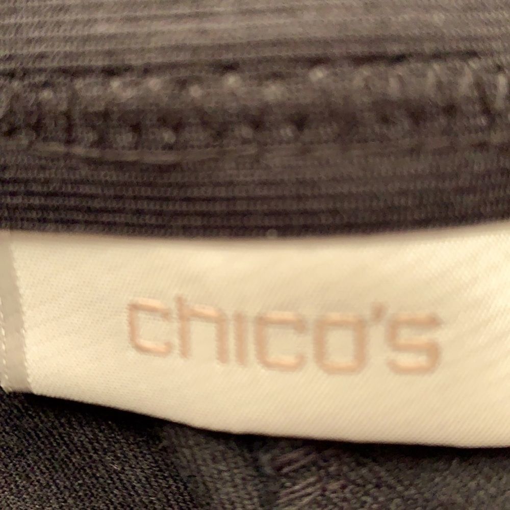 EUC Chico’s Black jeans size 0 short - Picture 6 of 6